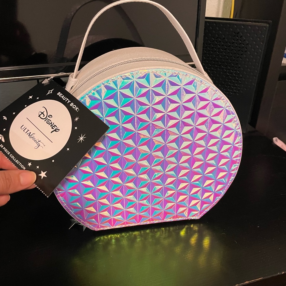 Limited edition Ulta x Disney Beauty box (NEW)